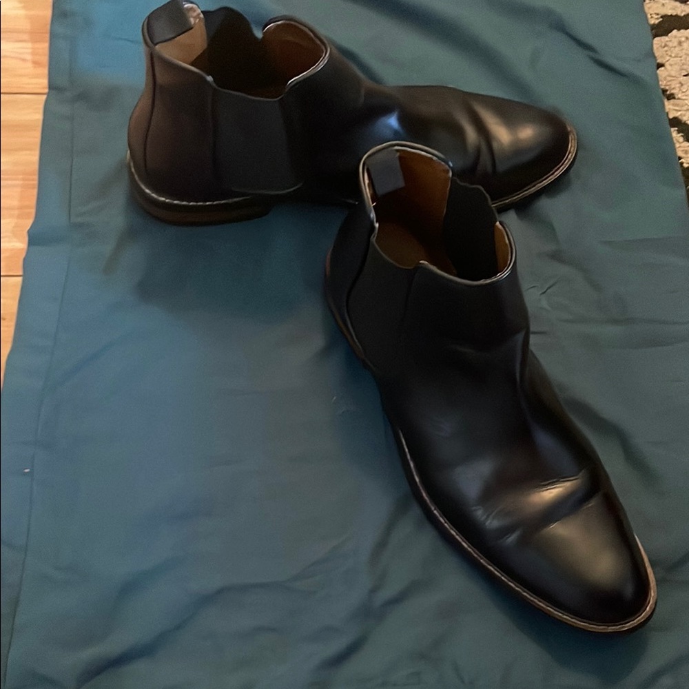 Nordstrom Black Chukka Boots Sleek Leather Design